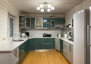 Дом 210м², 2-этажный, участок 16 сот.