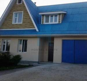 Дом 204м², 2-этажный, участок 15 сот.