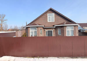 Дом 218м², 2-этажный, участок 10 сот.