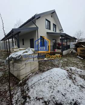 Дом 110м², 2-этажный, участок 6 сот.