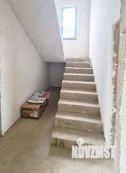 Коттедж 145м², 2-этажный, участок 7 сот.