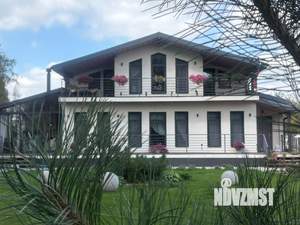 Дом 270м², 2-этажный, участок 12 сот.