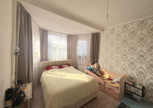 Дом 218м², 2-этажный, участок 10 сот.