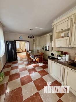 Дом 571м², 3-этажный, участок 47 сот.