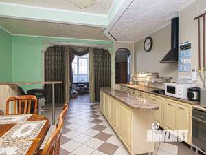 Коттедж 295м², 2-этажный, участок 7 сот.