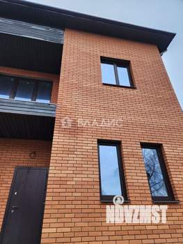 Дом 161м², 3-этажный, участок 9 сот.