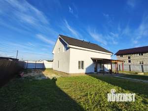 Дом 180м², 2-этажный, участок 8 сот.