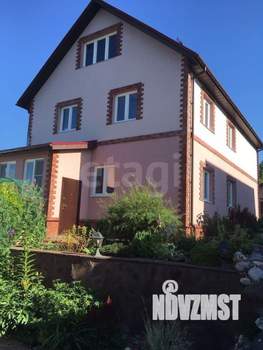 Дом 280м², 3-этажный, участок 7 сот.