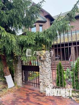 Дом 330м², 4-этажный, участок 12 сот.