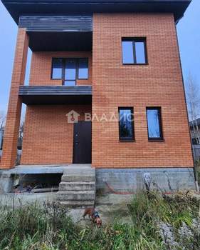 Дом 161м², 3-этажный, участок 9 сот.