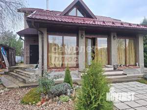 Дом 208м², 2-этажный, участок 12 сот.