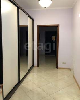 Дом 550м², 2-этажный, участок 15 сот.