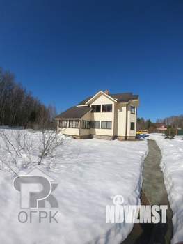 Дом 250м², 3-этажный, участок 30 сот.