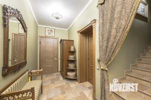 Дом 300м², 3-этажный, участок 12 сот.