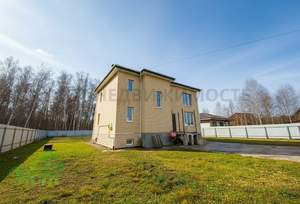 Дом 285м², 2-этажный, участок 15 сот.