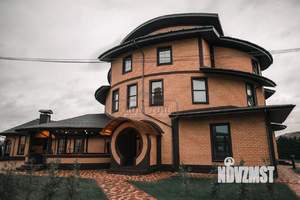 Дом 700м&sup2;, 2-этажный, посуточно, 