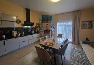 Дом 341м², 2-этажный, на длительный срок, 