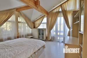 Коттедж 234м², 2-этажный, на длительный срок, 