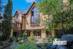 Дом 550м², 3-этажный, посуточно, 