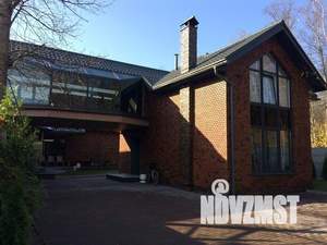 Дом 786м&sup2;, 2-этажный, посуточно, 