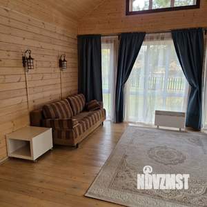 Дом 90м², 2-этажный, на длительный срок, 