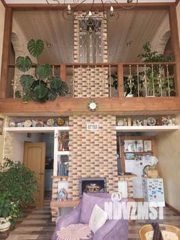 Коттедж 200м&sup2;, 2-этажный, на длительный срок, 