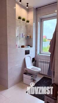 Дом 200м², 2-этажный, на длительный срок, 