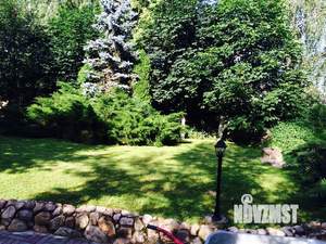 Дом 220м&sup2;, 2-этажный, на длительный срок, 