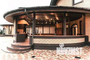 Дом 763м&sup2;, 3-этажный, посуточно, 