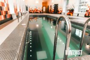 Дом 700м&sup2;, 3-этажный, посуточно, 