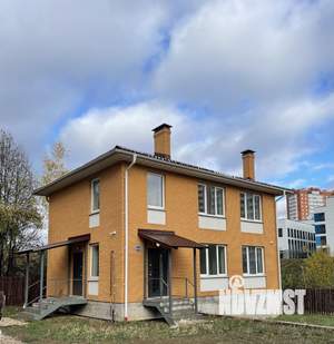 Коттедж 127м&sup2;, 2-этажный, на длительный срок, 