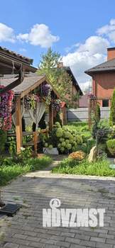 Дом 350м&sup2;, 3-этажный, посуточно, 