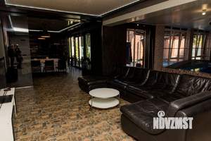 Дом 550м&sup2;, 2-этажный, посуточно, 