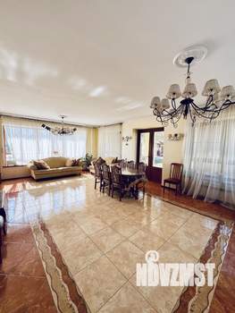 Дом 570м², 3-этажный, на длительный срок, 