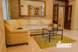 Дом 550м², 3-этажный, посуточно, 