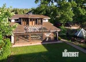 Дом 450м&sup2;, 2-этажный, посуточно, 