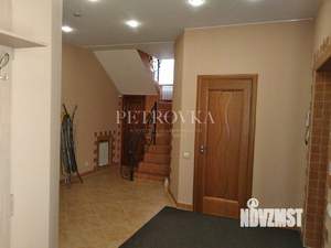 Дом 140м&sup2;, 2-этажный, на длительный срок, 