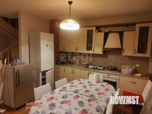 Дом 210м&sup2;, 2-этажный, на длительный срок, 