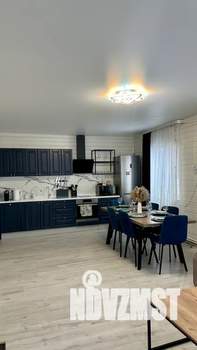 Дом 135м&sup2;, 2-этажный, посуточно, 