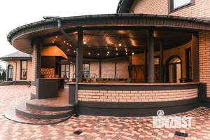 Дом 700м&sup2;, 2-этажный, посуточно, 