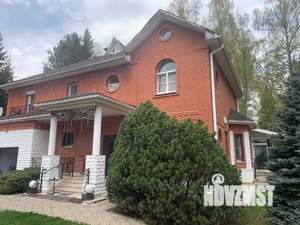 Дом 400м&sup2;, 2-этажный, посуточно, 