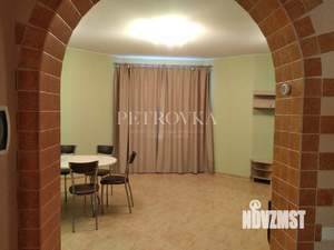 Дом 140м&sup2;, 2-этажный, на длительный срок, 