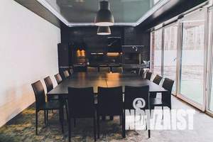 Дом 500м&sup2;, 2-этажный, посуточно, 