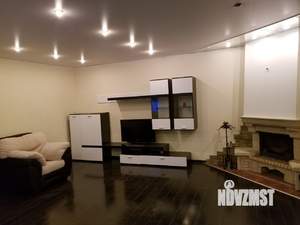 Коттедж 180м², 2-этажный, на длительный срок, 