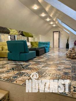 Дом 613м&sup2;, 3-этажный, посуточно, 