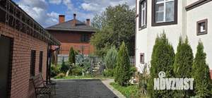 Дом 350м&sup2;, 3-этажный, посуточно, 