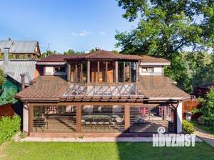 Дом 450м&sup2;, 3-этажный, посуточно, 