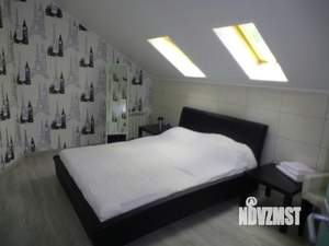 Дом 794м&sup2;, 3-этажный, посуточно, 