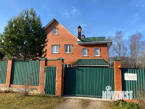 Дом 400м&sup2;, 3-этажный, посуточно, 