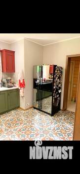 Дом 300м&sup2;, 2-этажный, на длительный срок, 